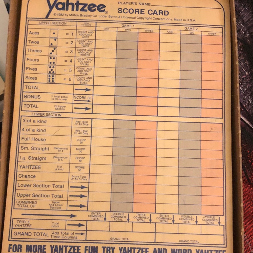 Yahtzee Score Card - Vintage Style Yellow Scorepad